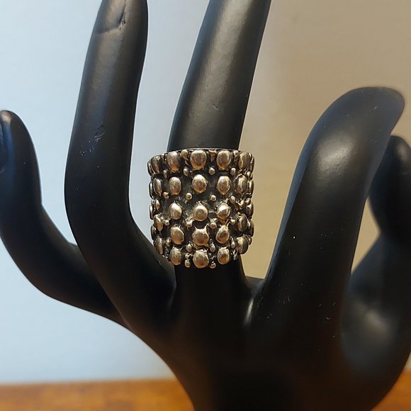 Handmade Mexican 925 Patterned Dot-work Ring - Picture 1 of 4